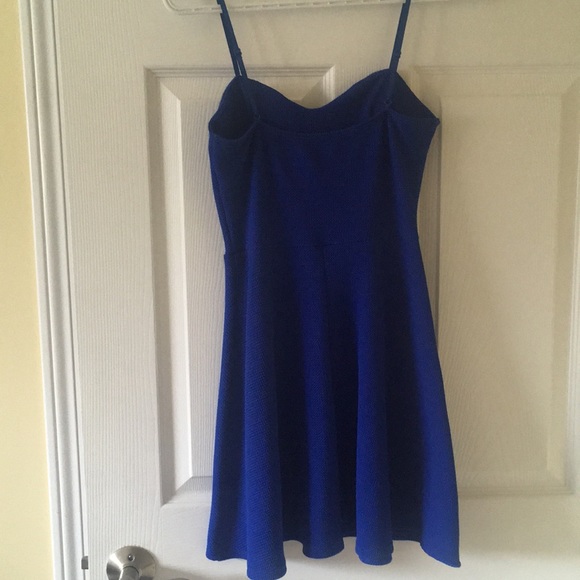 Noble U dress from Dynamite size SMALL - Picture 2 of 2